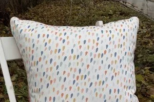 декоративная подушка капельки (50 × 50)